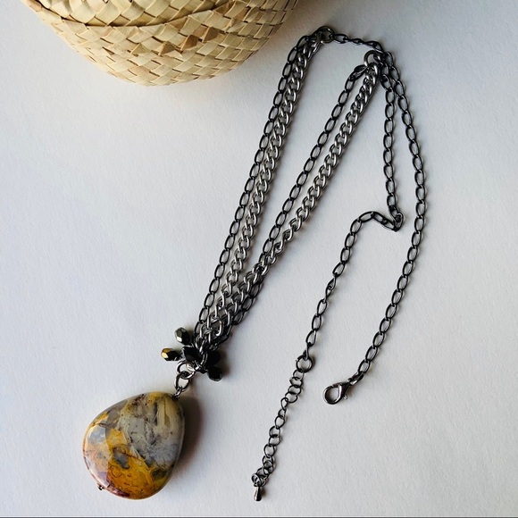 Polished stone pendant chain necklace - Picture 3 of 5
